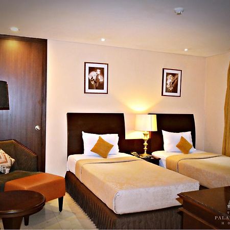 בנדונג The Palais Hotel Dago מראה חיצוני תמונה