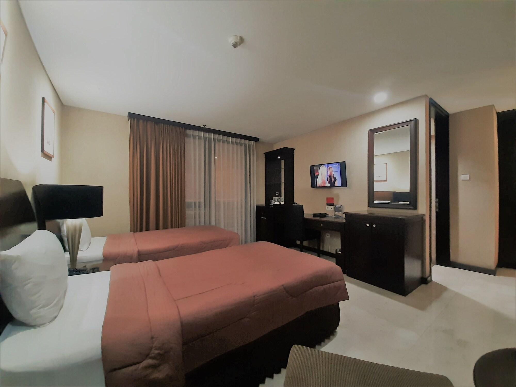 בנדונג The Palais Hotel Dago מראה חיצוני תמונה