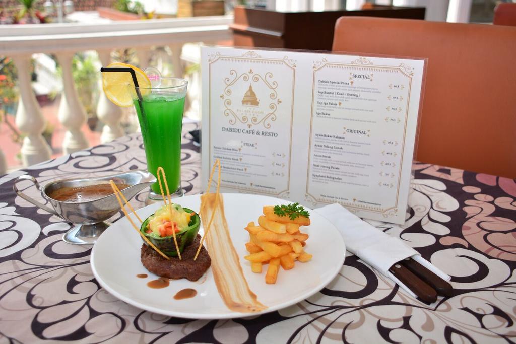 בנדונג The Palais Hotel Dago מראה חיצוני תמונה